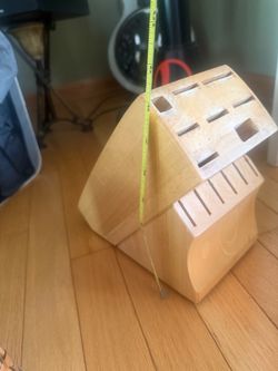 FREE: 2 Wooden Knife Blocks