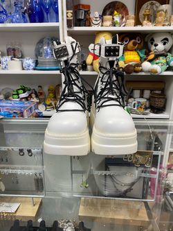 Size 37. Woman’s White Platform Goth Wedge Boots.