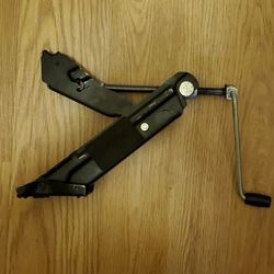 Volvo Emergency Jack