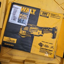 Dewalt ATOMIC 20V MAX Cordless Brushless Oscillating Multi Tool with (1) 20V 2.0Ah Battery and Charger
