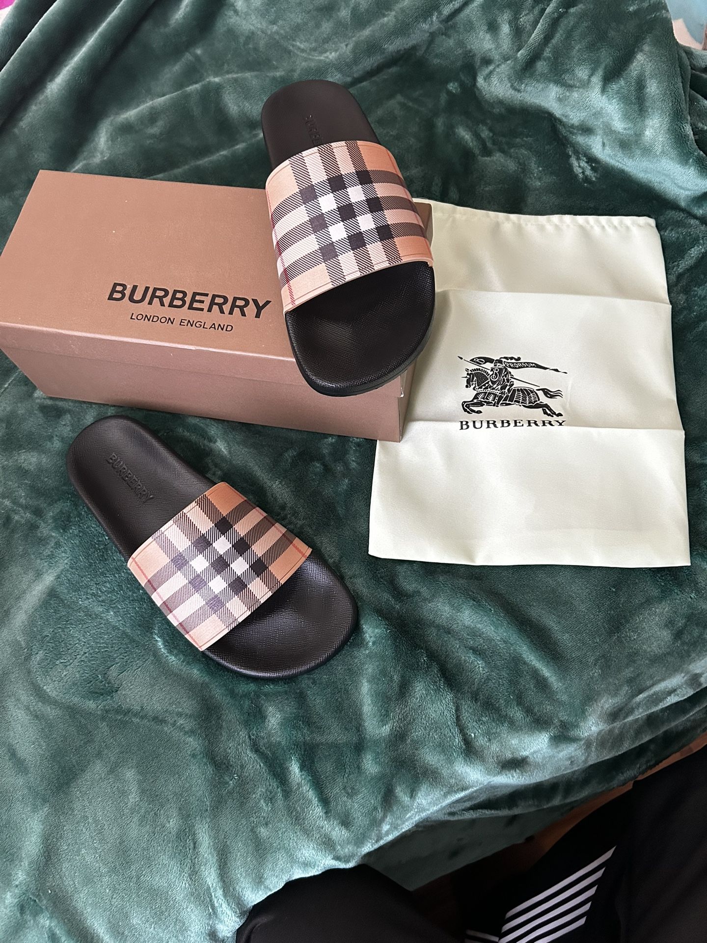 Burberry Slides