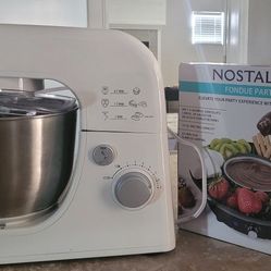 Hampton Beach Mixer & Soirée Fondue Set 