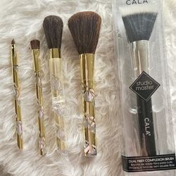 MAKE UP BRUSHES 