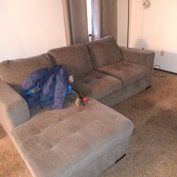 Right Side Sectional
