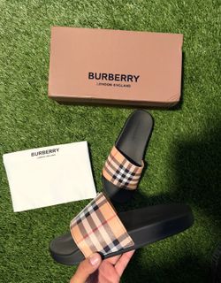Burberry slides