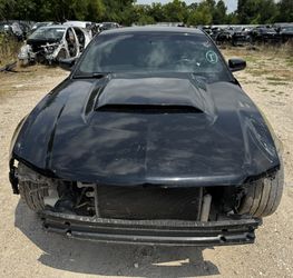 2011 Ford Mustang GT 5.0L For Parts