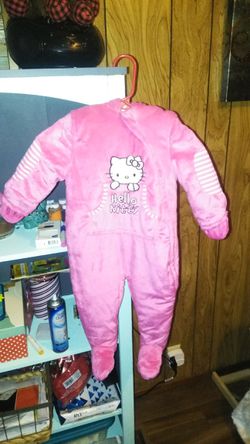 Hello Kitty winter suit