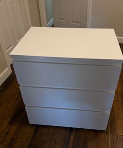 IKEA malm 3 drawer dresser