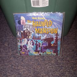 Vintage Walt Disney The Haunted Mansion Book N record Set