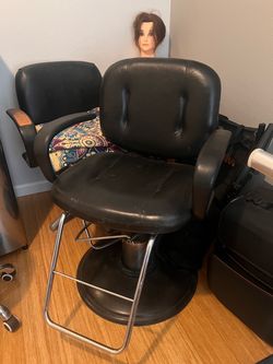 Station chair and shampoo chair
