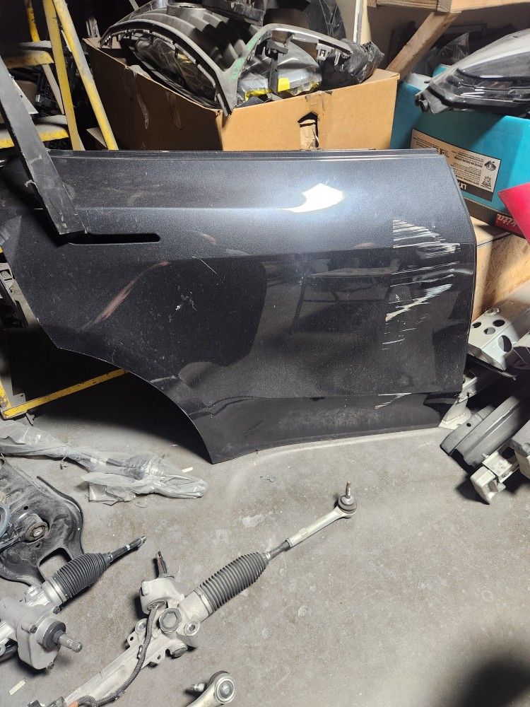 2020-2025 Tesla Model Y Right Rear Door Shell