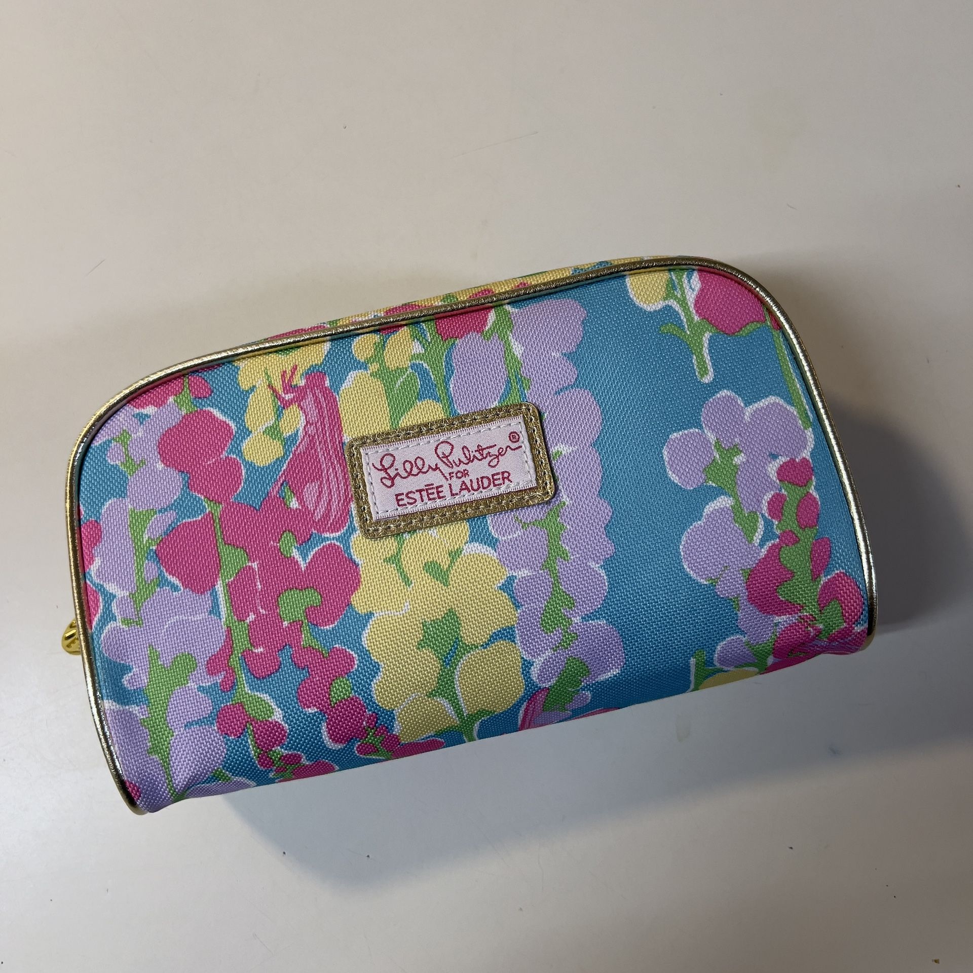 LILLY PULITZER x Estée Lauder Women’s Multi Color Floral Pattern Zip Pouch Bag