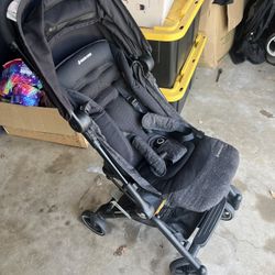 Maxi- Cosi: Compact stroller 