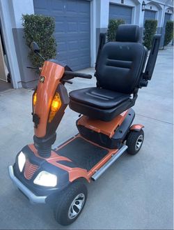 Golden Patriot Scooter