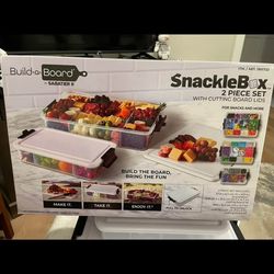 2 pcs snack boxes with cutting board lids new