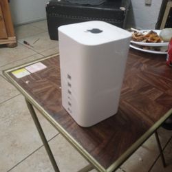 Apple Airport ETREME  Base Station 