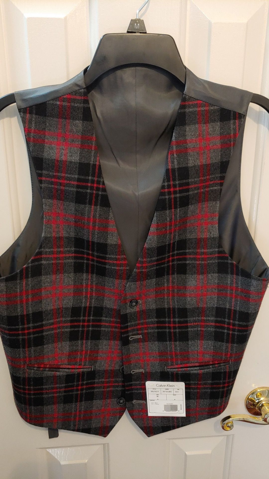 Men's Calvin Klein vest (36" chest, tag still on)