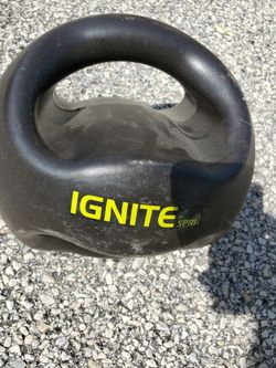 ￼ Ignite by SPRI 8lb Core AB Ball