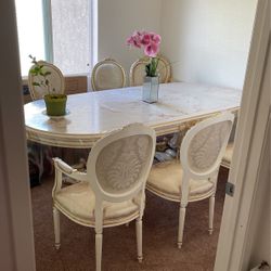 Dinner Table and 8 Chairs 