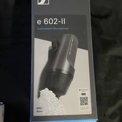 Sennheiser Microphone 