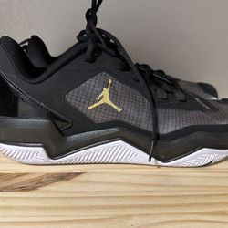 ✨NIKE JORDANS ✨Take One 4 // Like New ✨Black White ::Mens 10 1/2