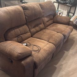 FREE Electrical Recliner Massage Couch. 