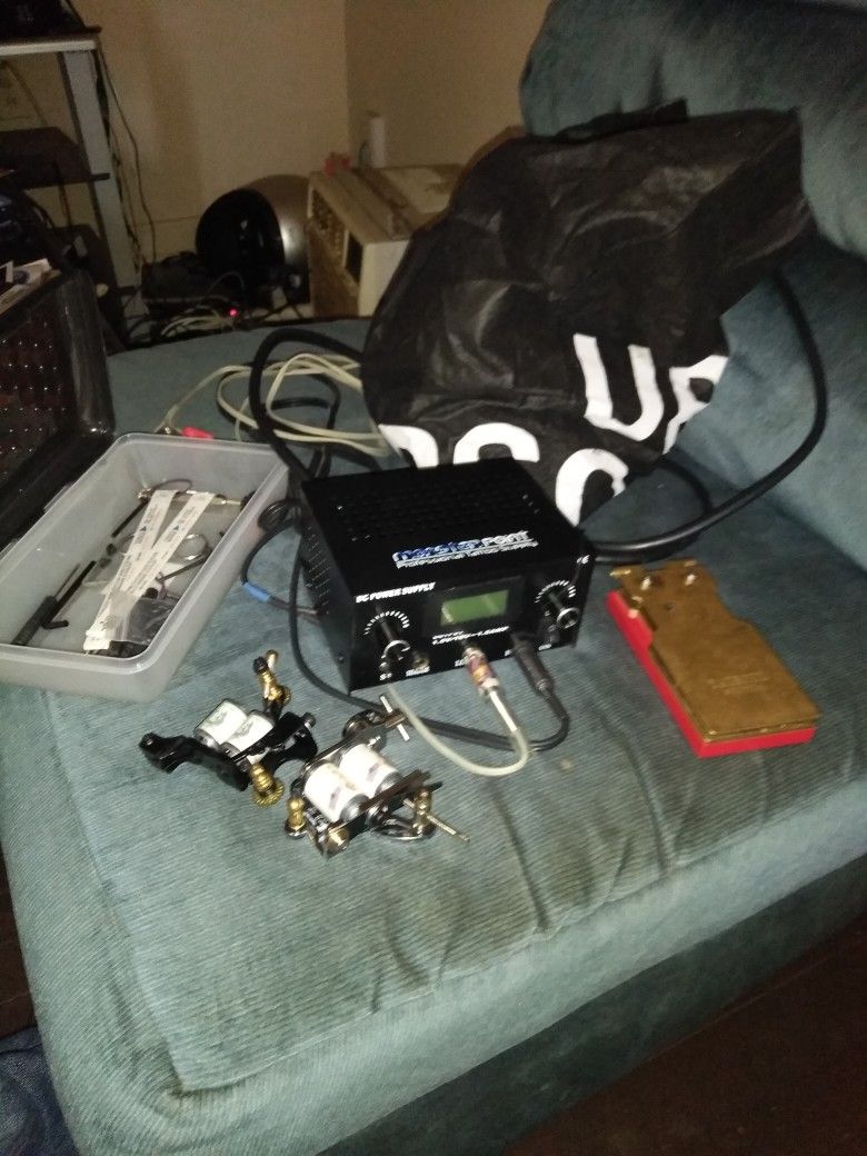 Tattoo gun kit