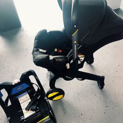Doona Car seat With Base