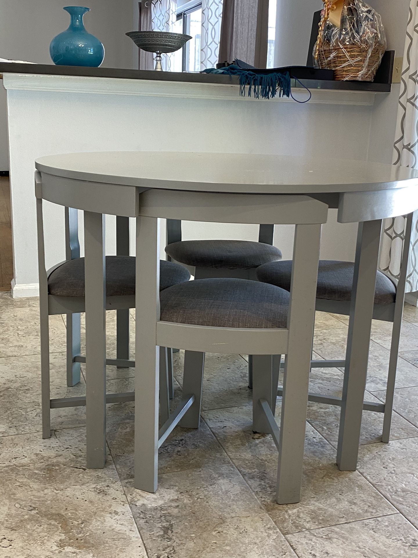 Breakfast kitchen table and chairs