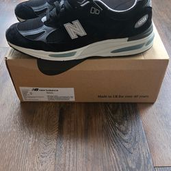 New Balance 991V2 U991BK2
