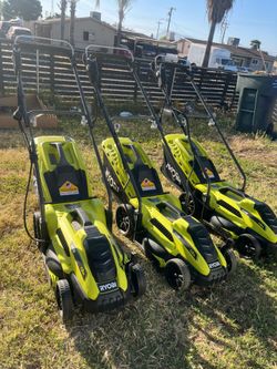 RYOBI
13 in. 11 Amp Corded
Electric Walk Behind Push
Lawn Mower