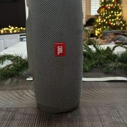 JBL Charge 4
