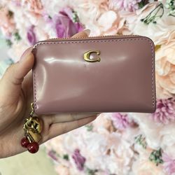 coach small zip card case (peony w/ charms)