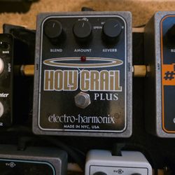 Electro-harmonix Holy Grail Plus Reverb Pedal