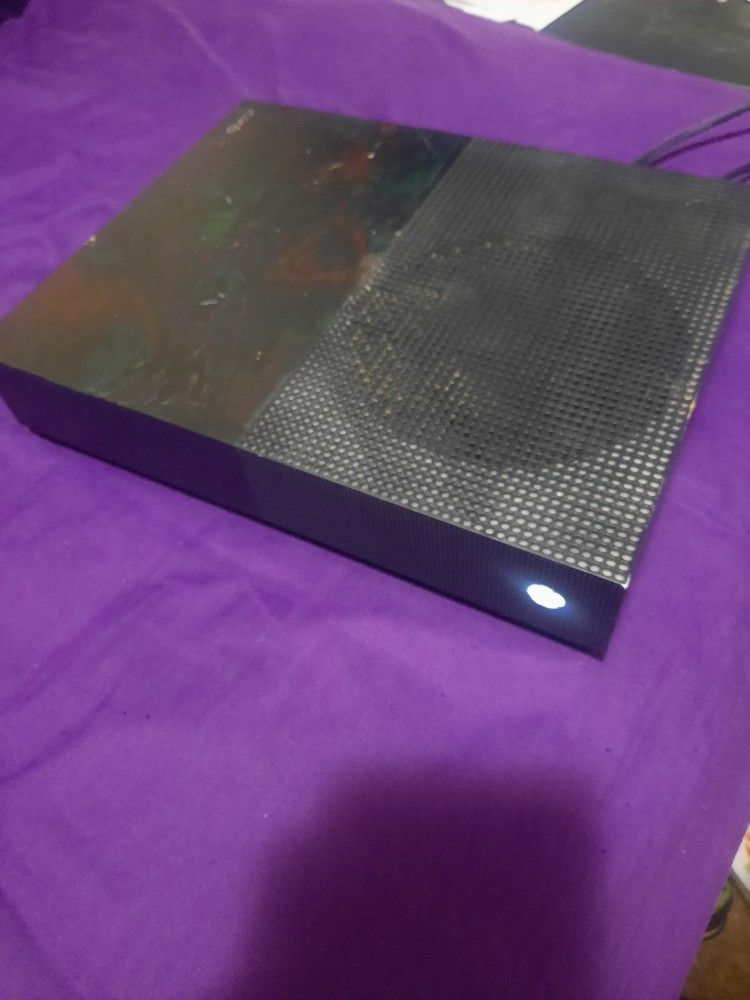 Xbox One S Digital Edition (Used)