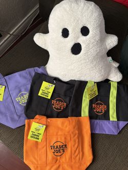 Trader Joe’s Halloween Tote Bag *Limited Edition*