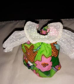 1963 Skipper Dress-w/pocket ~ Flowers, excellent Skipper tag, with button back. Almost like new. Collectable