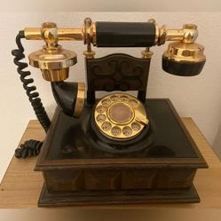 The Vintage French Style Rotary Dial Phone 