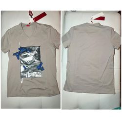 BiBi Sama Japanese anime inspired v neck t shirt size medium  