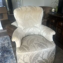 Wing Back Chairs 