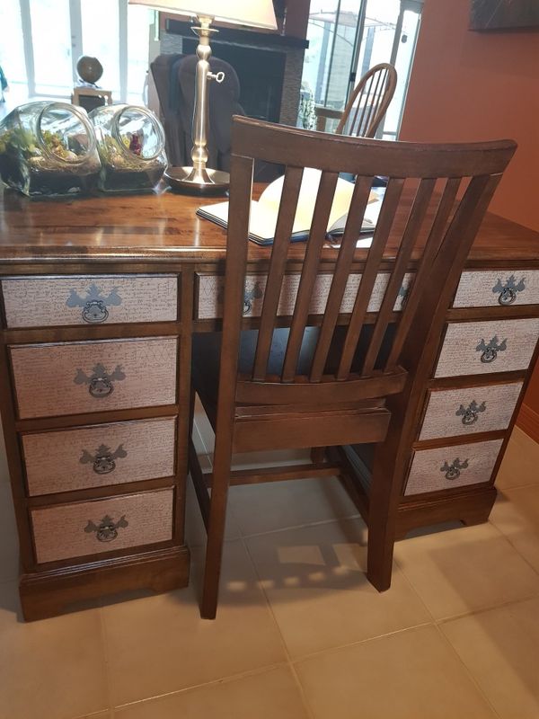 Refinished Desk And Chair For In Boca Raton Fl Offerup Refinished Desk And Chair Boca Raton