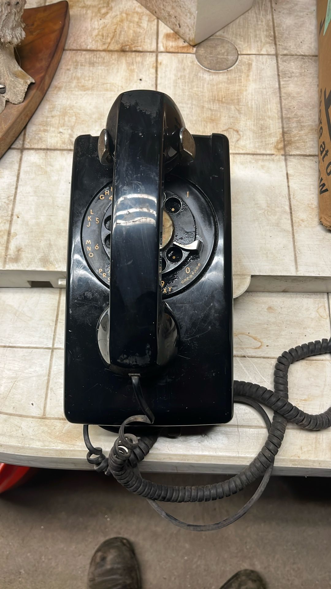 WALL MOUNT ROTARY PHONE