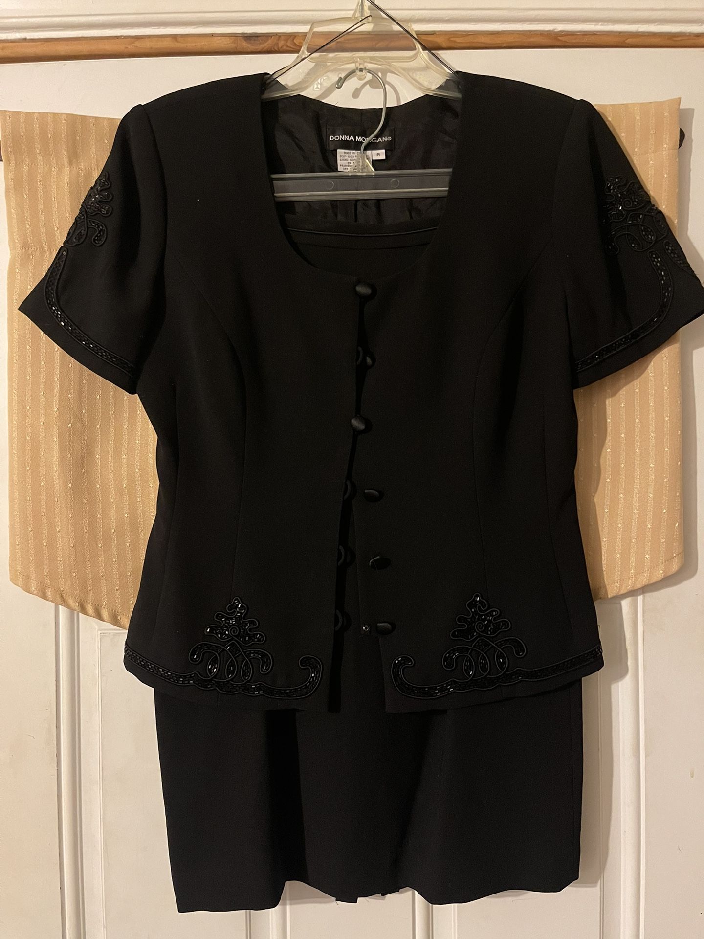Ladies Donna Morgan 2-piece Skirt Set -size 8 - Black