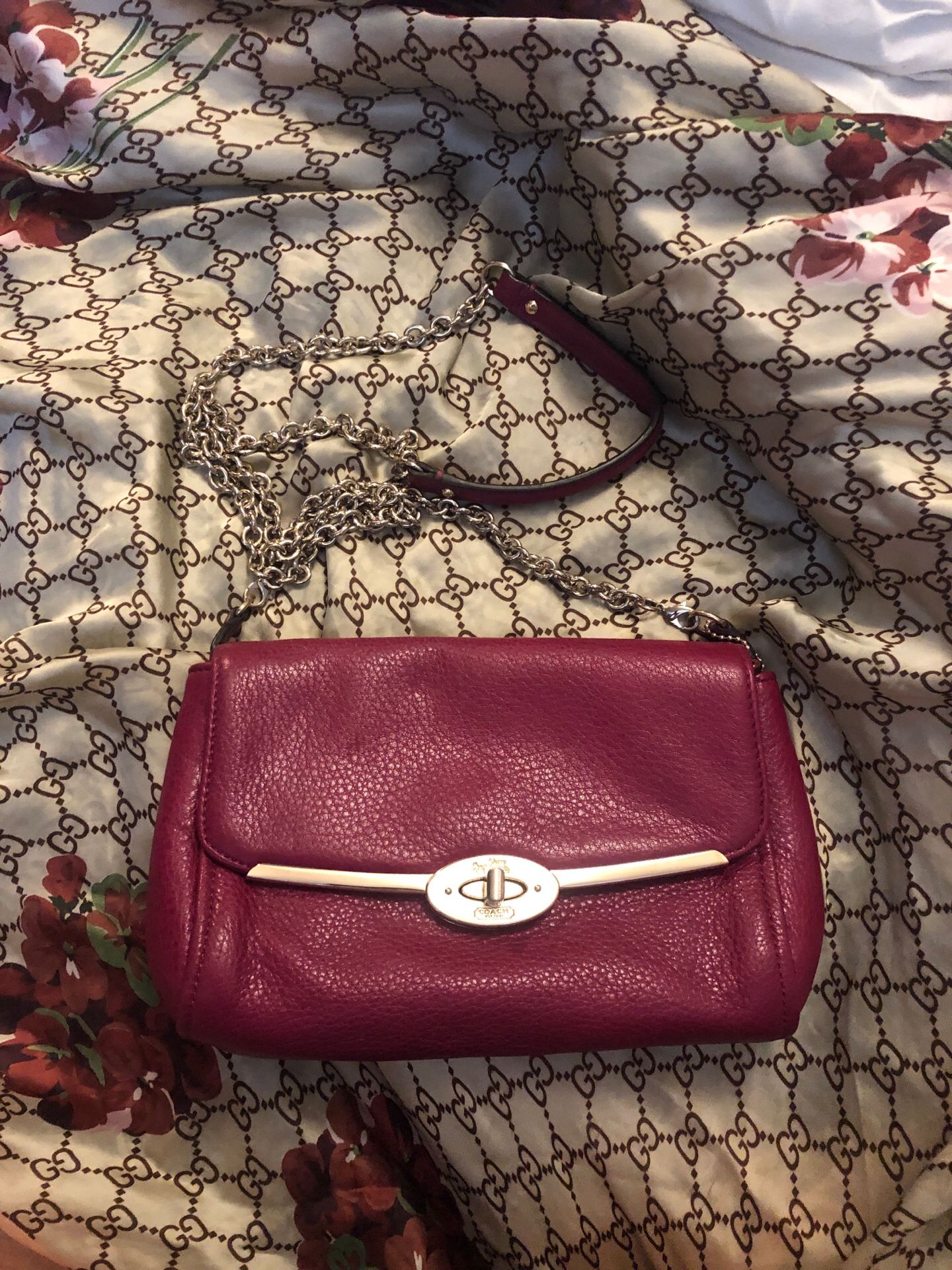 Coach body bag wallet