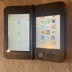 Nintendo 3DS XL With Games 
