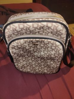 DKNY CROSS BODY BAG FOR SALE!