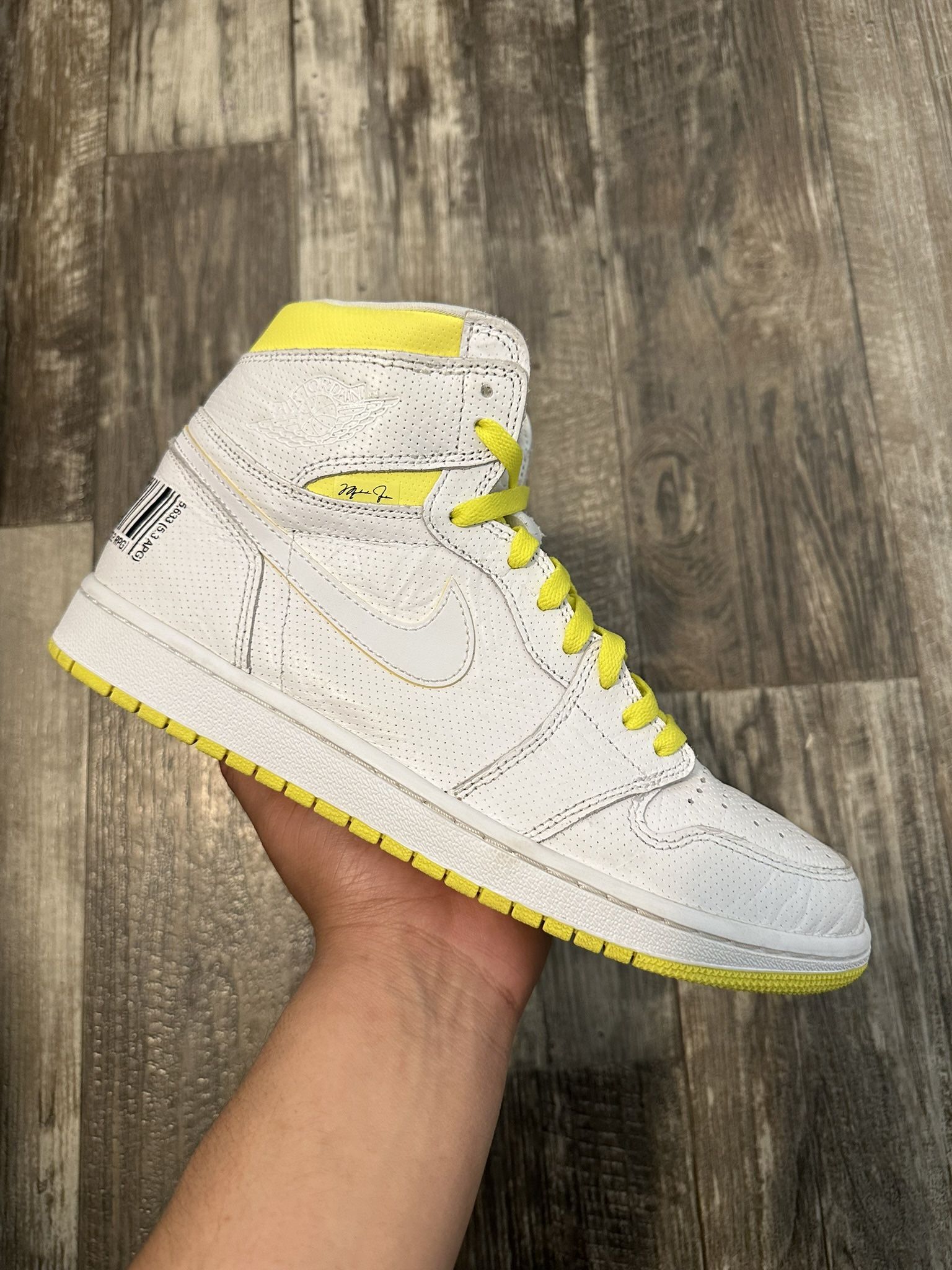 Jordan 1 “First Class Flight” (11)
