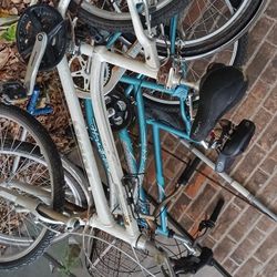 3 Bicicletas  Buenas Llantas. Una Falta Asieto