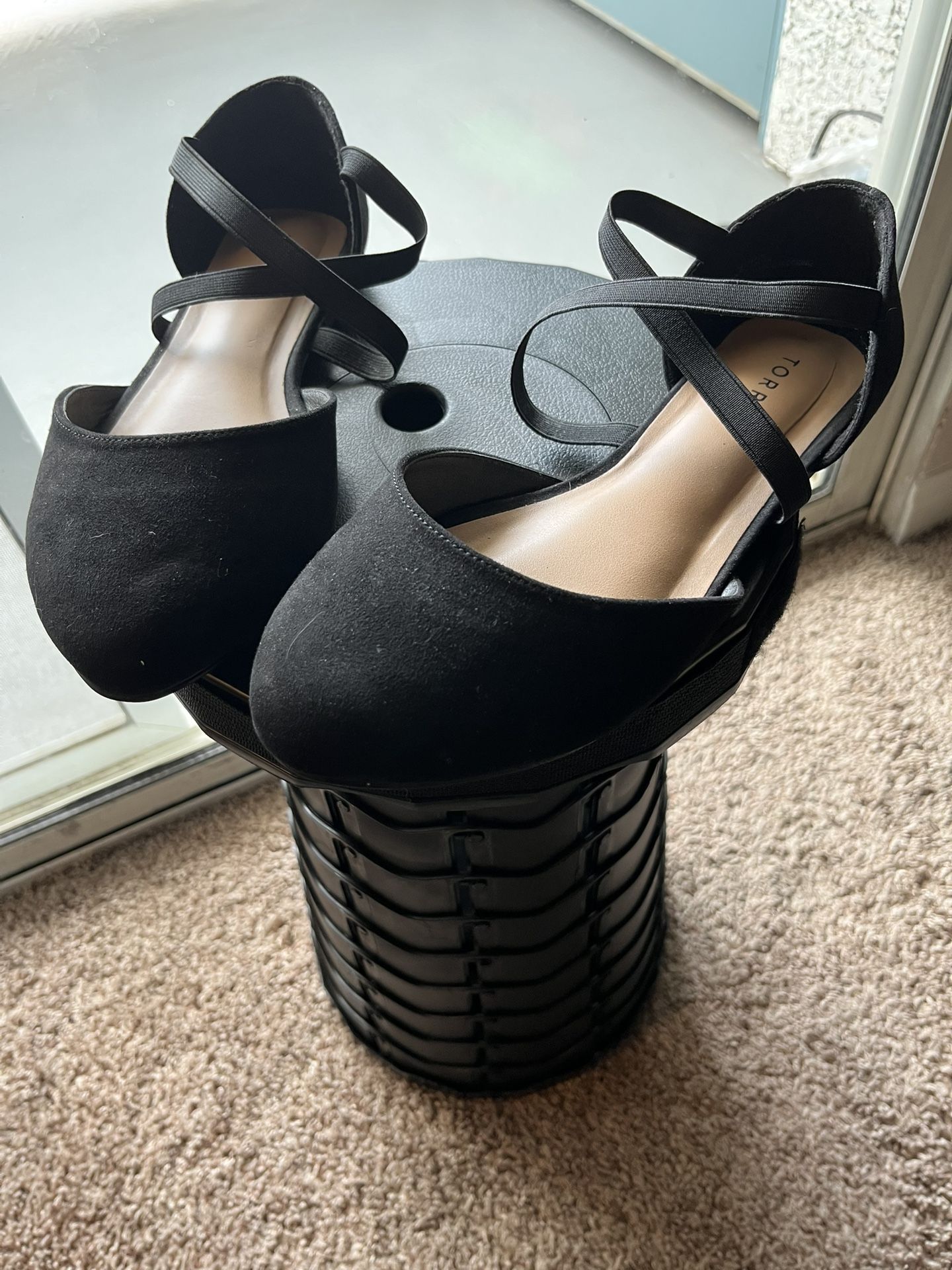 Black Ballet Flats