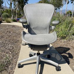 Fully Loaded Herman Miller Aeron B